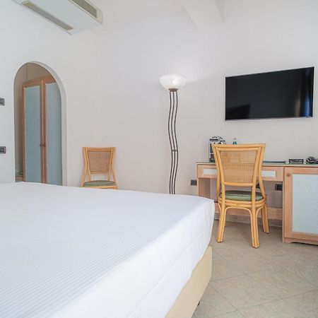 Felix Hotels - Hotel La Baja Santa Caterina Di Pittinuri  Luaran gambar