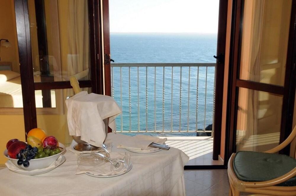 Felix Hotels - Hotel La Baja Santa Caterina Di Pittinuri  Luaran gambar